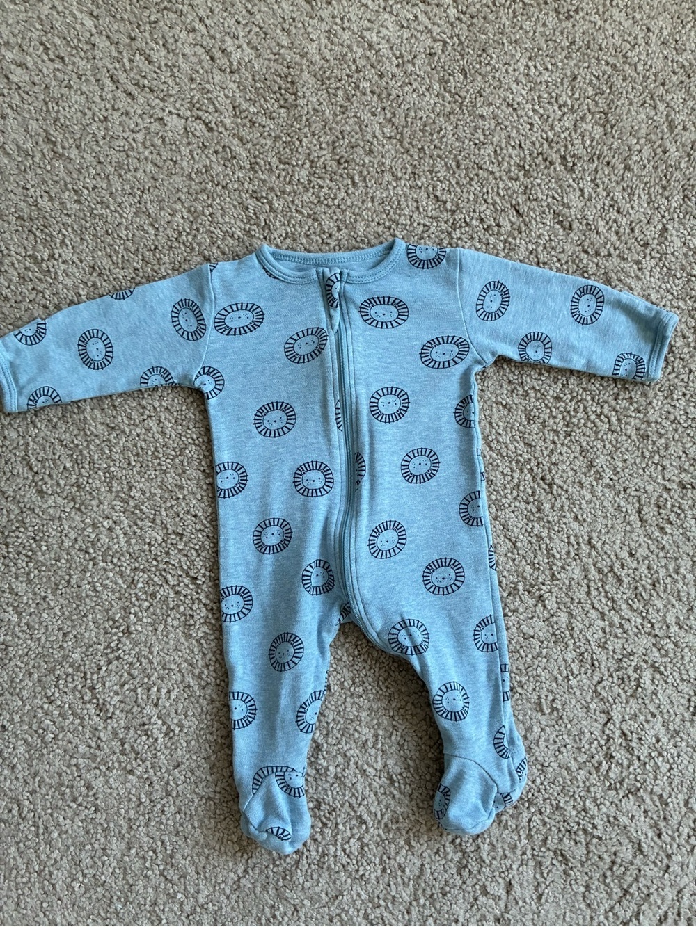 Petit Lem 3-Pack Footed One-Pieces in Black, Light Blue, and Light Gray - Picture 7 of 16